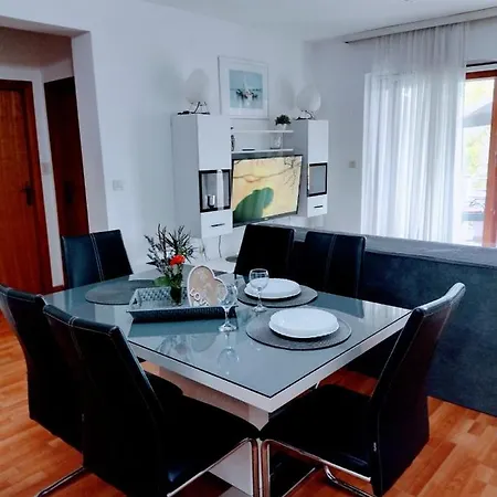 Krk Kovacevic Apartment *